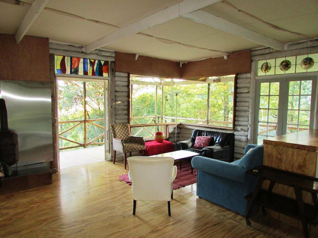 Old Pine Cabin Karkloof Karkloof Nature Reserve ภายนอก รูปภาพ